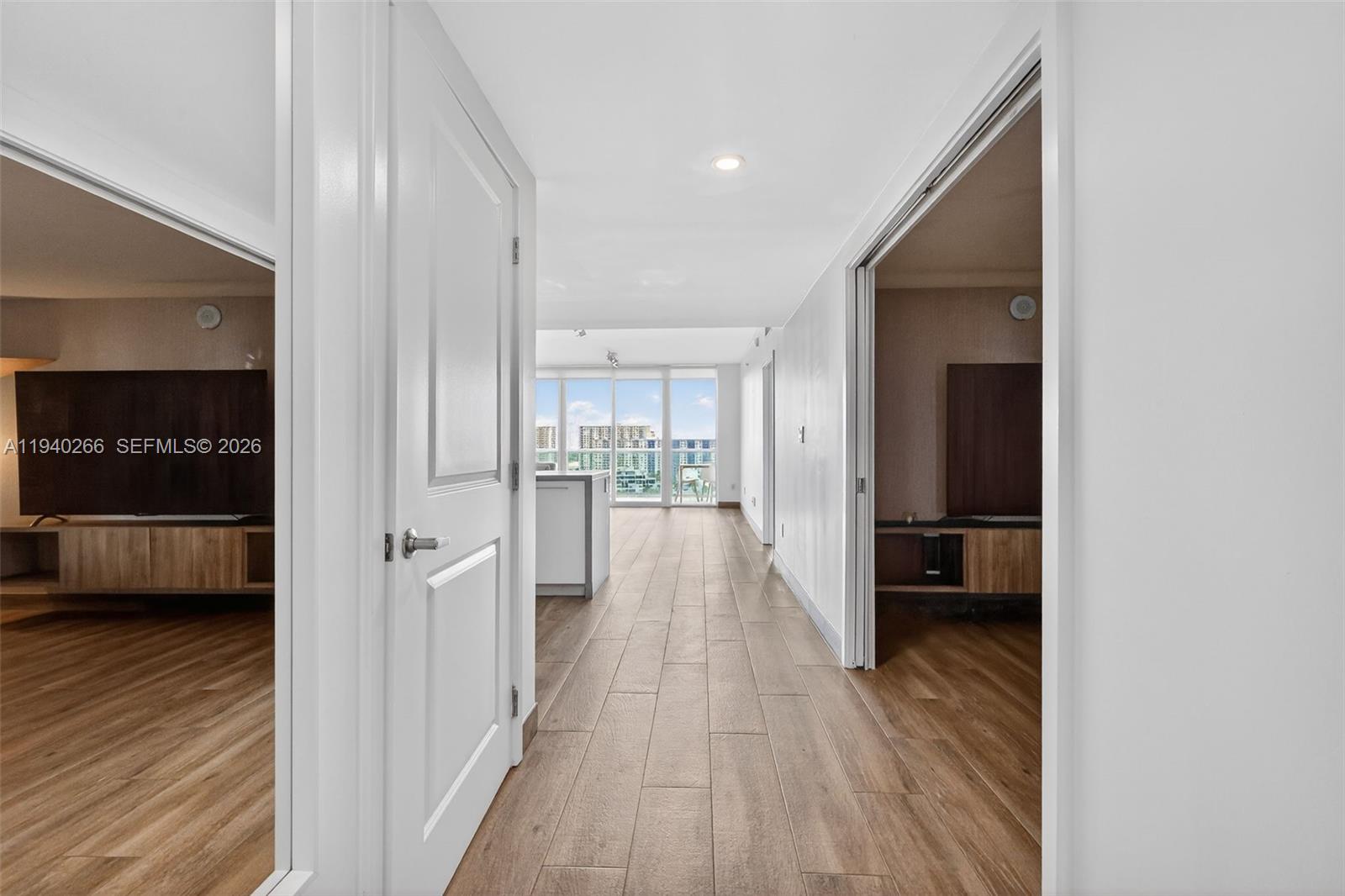 400 Sunny Isles Blvd #1207, Sunny Isles Beach FL 33160