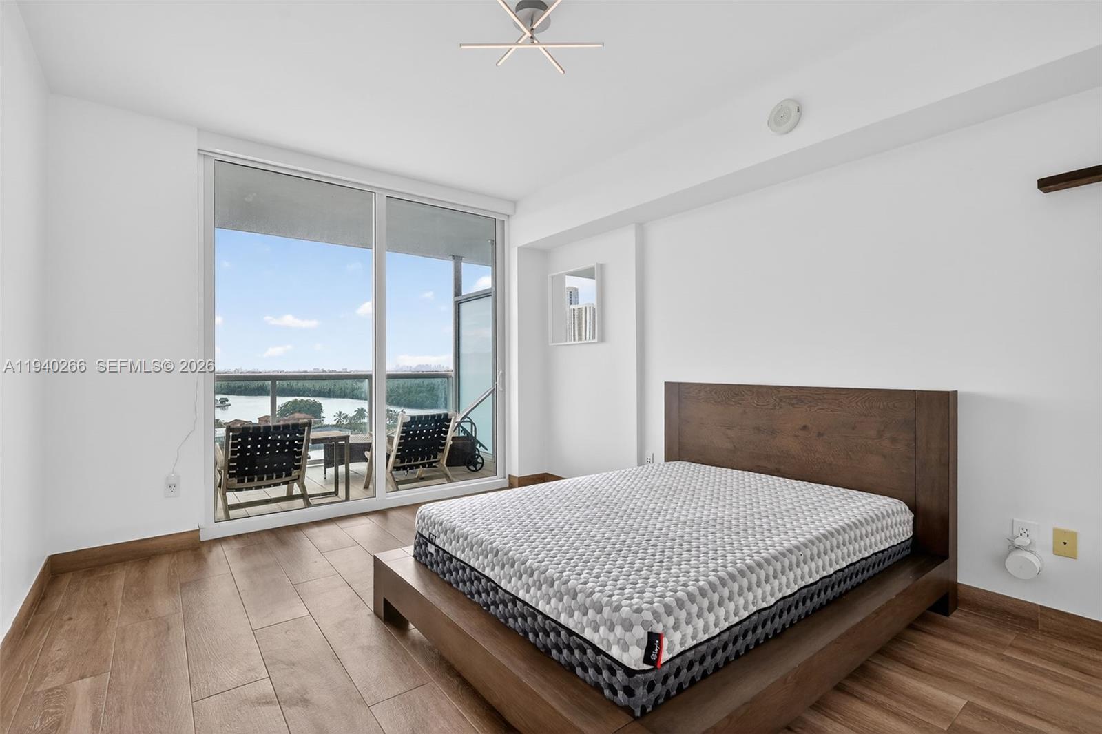 400 Sunny Isles Blvd #1207, Sunny Isles Beach FL 33160