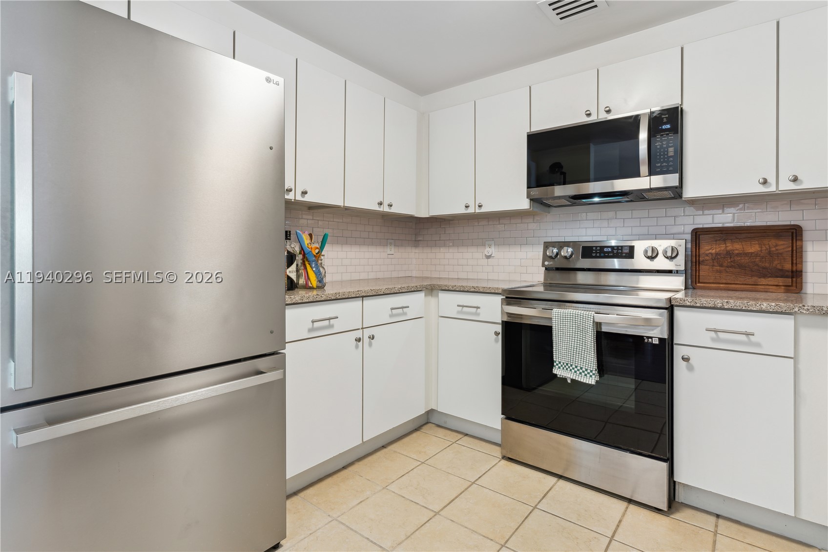 1250 S Miami Ave #2106, Miami FL 33130
