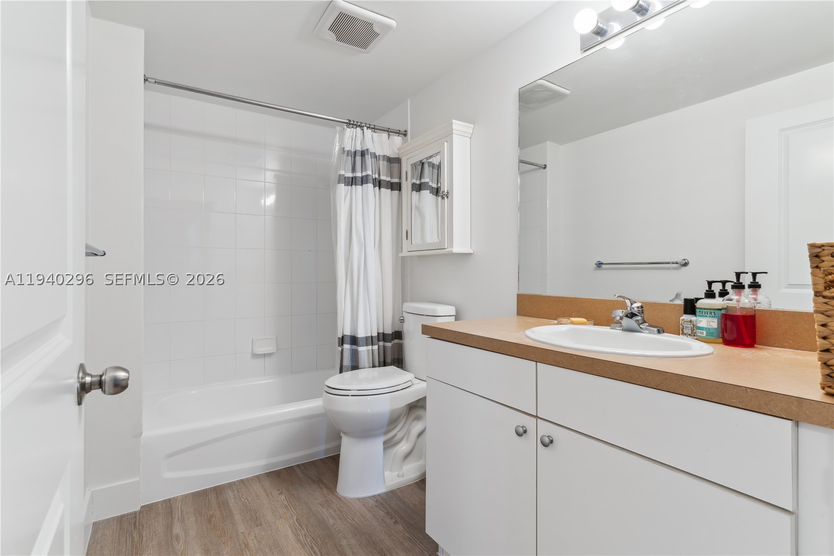 1250 S Miami Ave #2106, Miami FL 33130