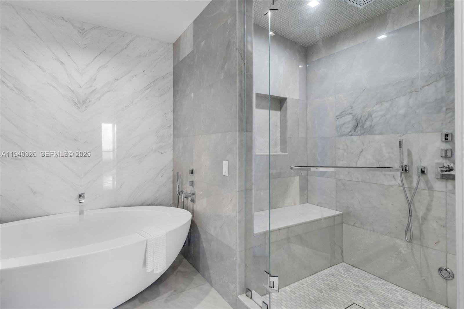 18501 Collins Ave #402, Sunny Isles Beach FL 33160