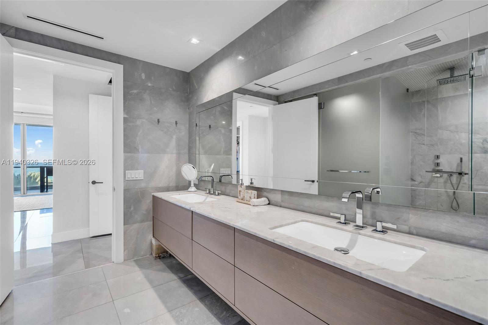 18501 Collins Ave #402, Sunny Isles Beach FL 33160