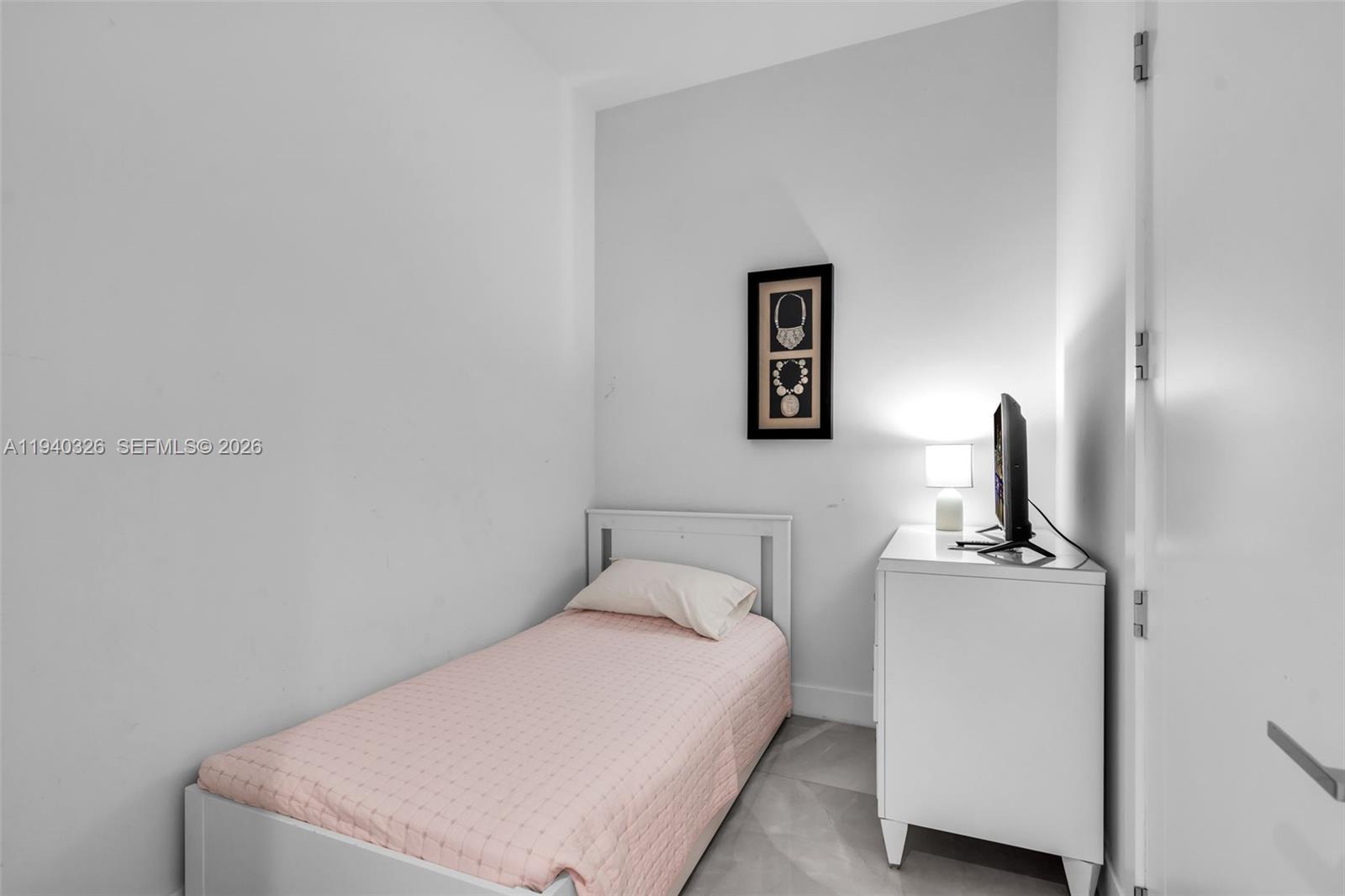 18501 Collins Ave #402, Sunny Isles Beach FL 33160