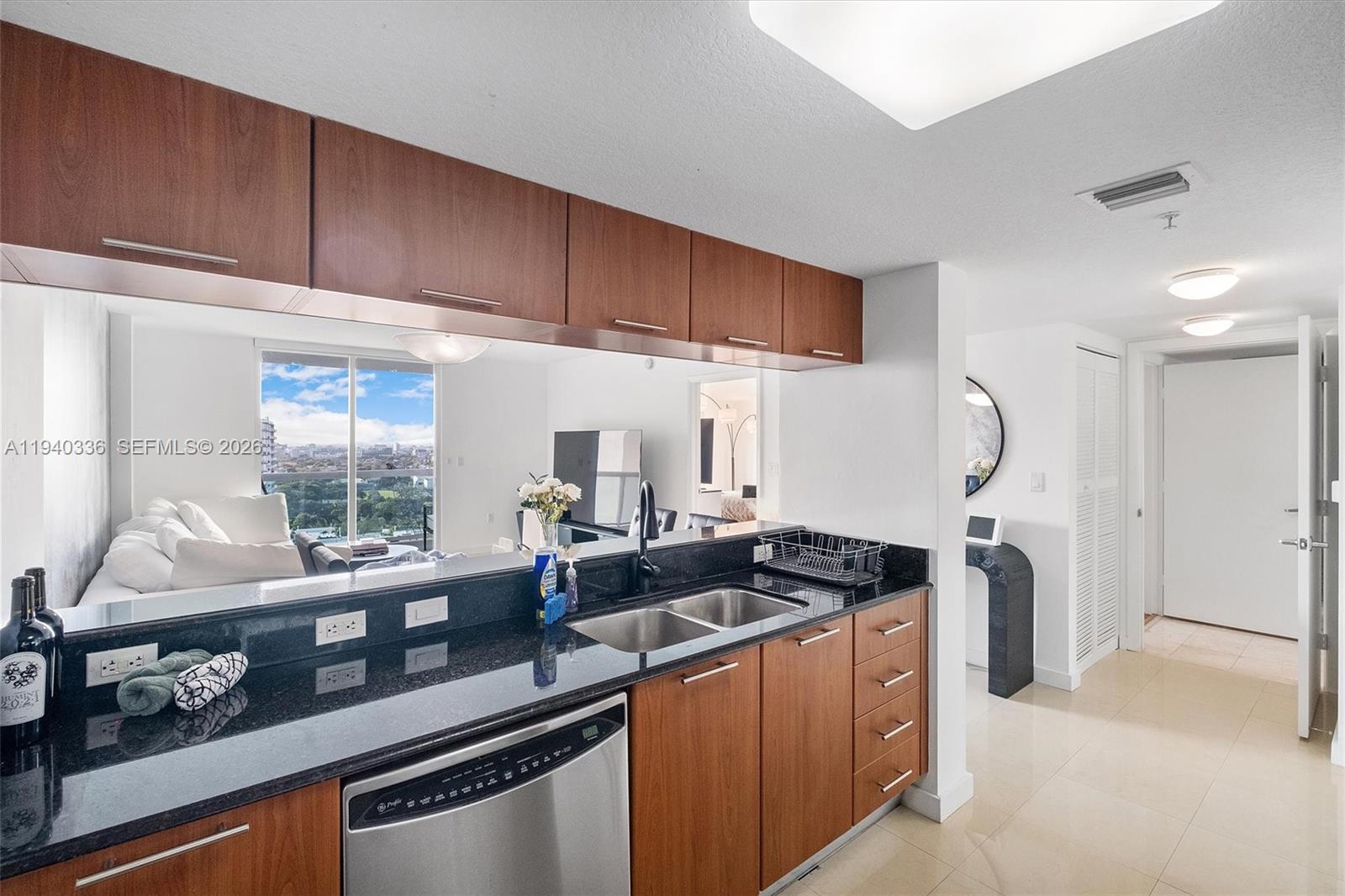1800 N Bayshore Dr #2006, Miami FL 33132