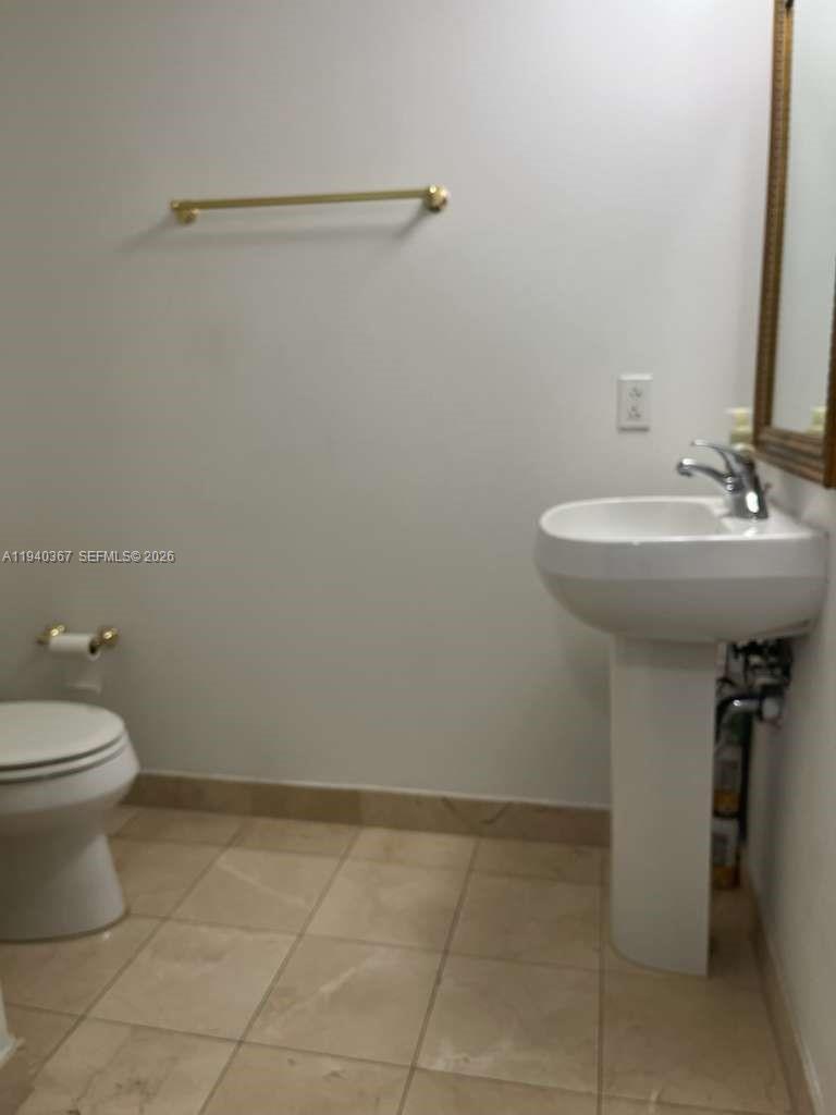 1800 N Bayshore Dr #1711, Miami FL 33132