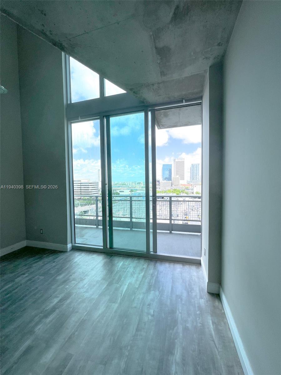 690 SW 1st Ct #1511, Miami FL 33130