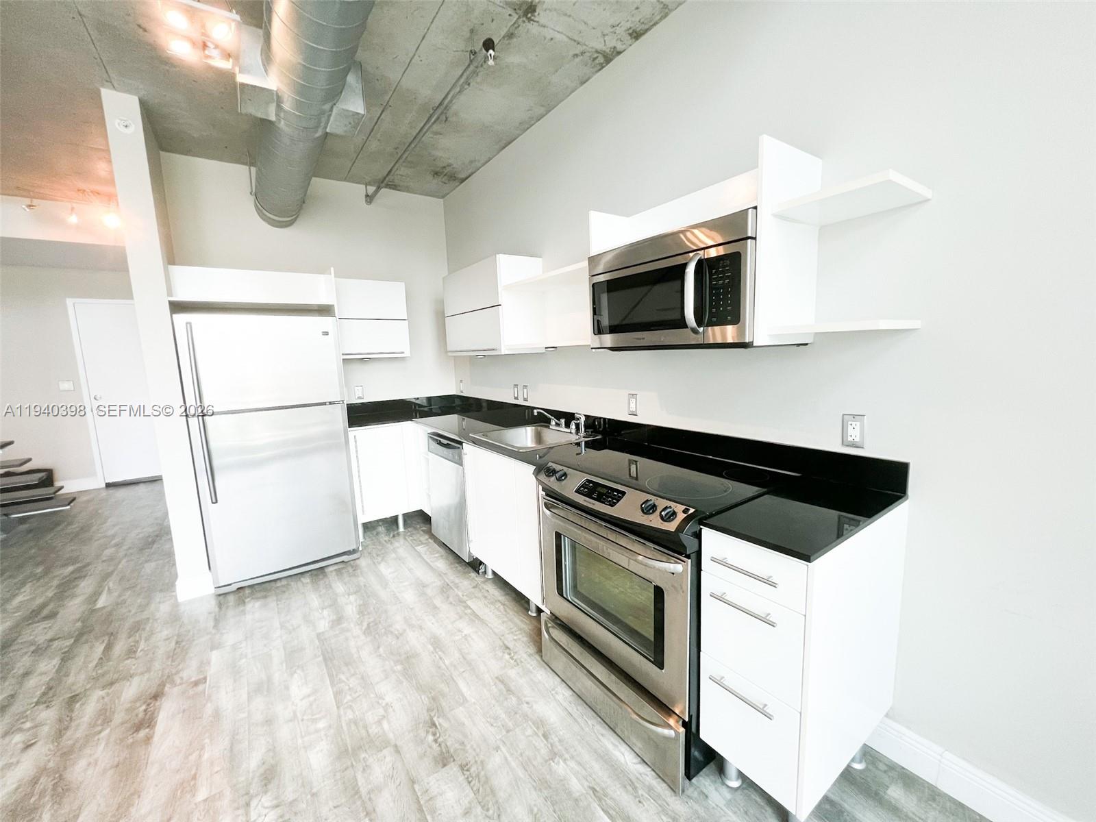 690 SW 1st Ct #1511, Miami FL 33130