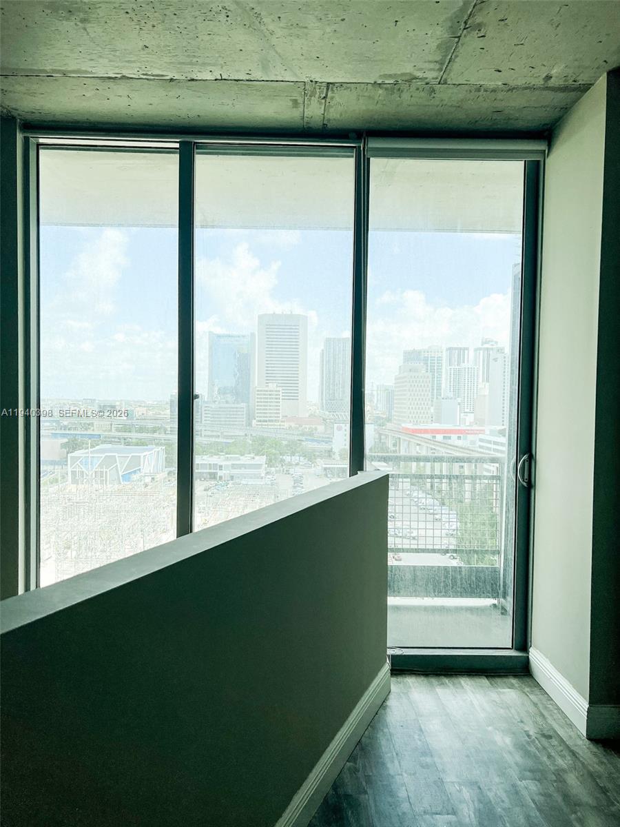 690 SW 1st Ct #1511, Miami FL 33130