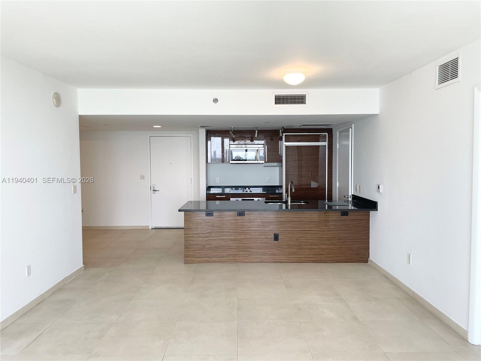 50 Biscayne Blvd #2008, Miami FL 33132