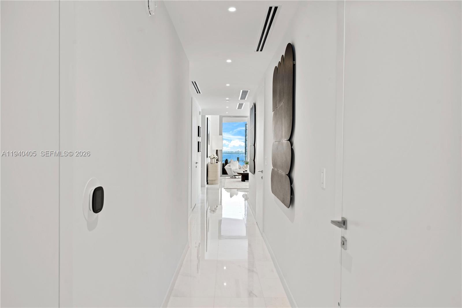 300 Biscayne Blvd Way #3407, Miami FL 33131