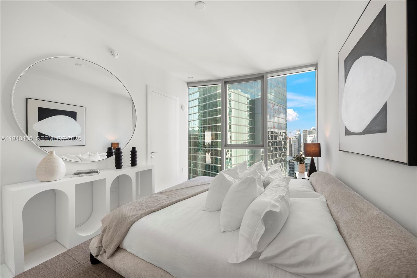 300 Biscayne Blvd Way #3407, Miami FL 33131