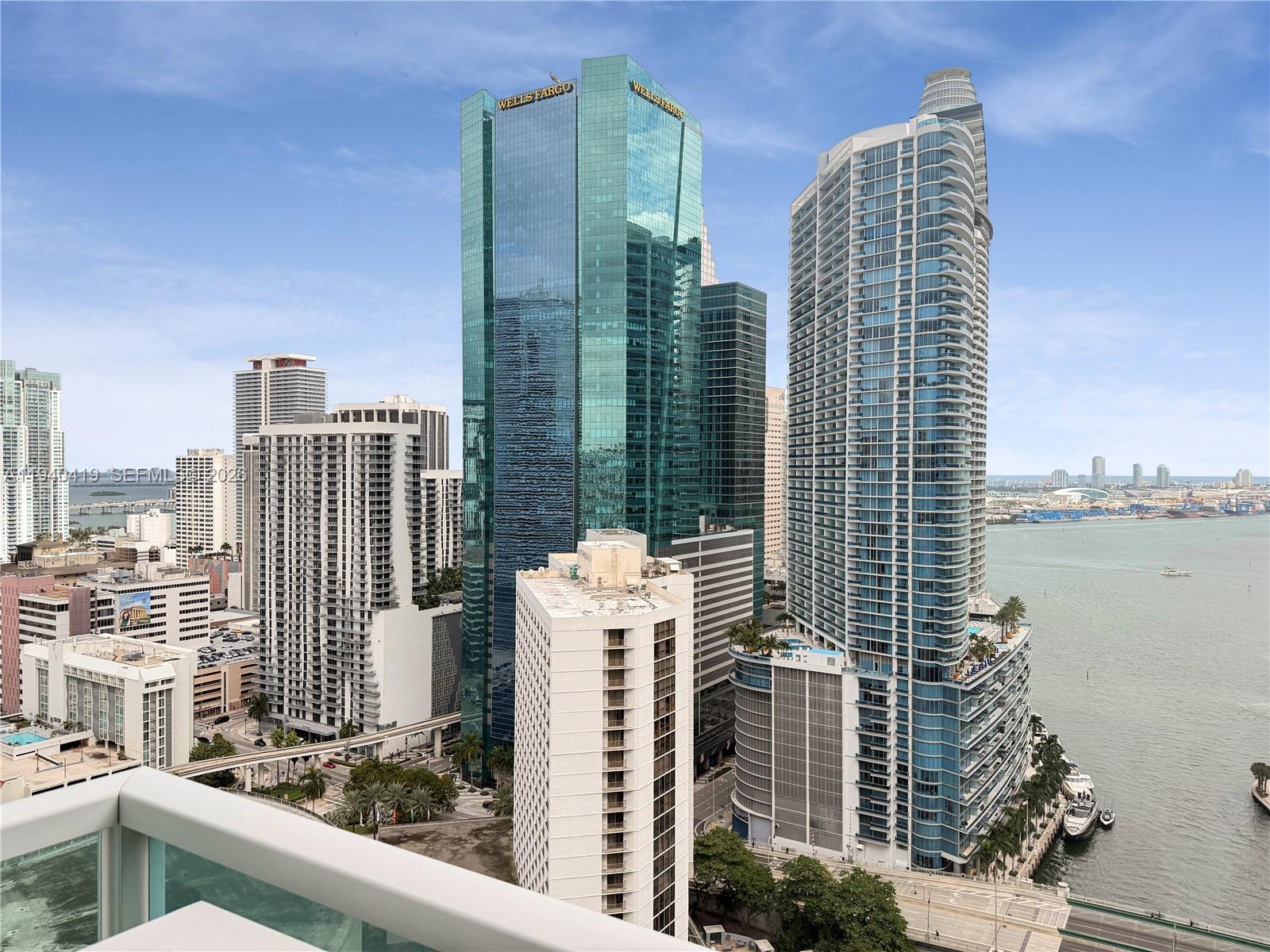31 SE 5th St #3412, Miami FL 33131