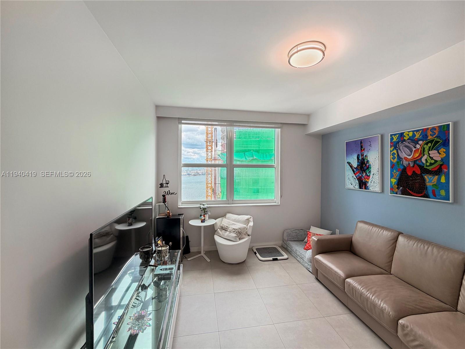31 SE 5th St #3412, Miami FL 33131