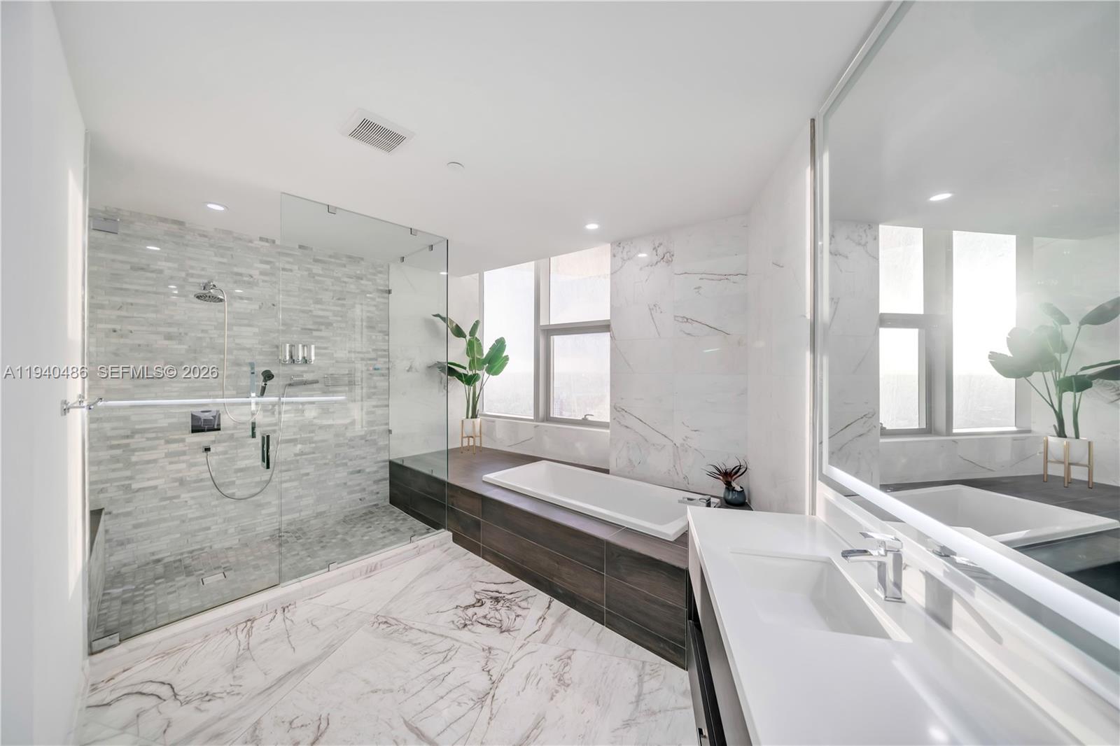 851 NE 1st Avenue #Penthouse 4612, Miami FL 33132