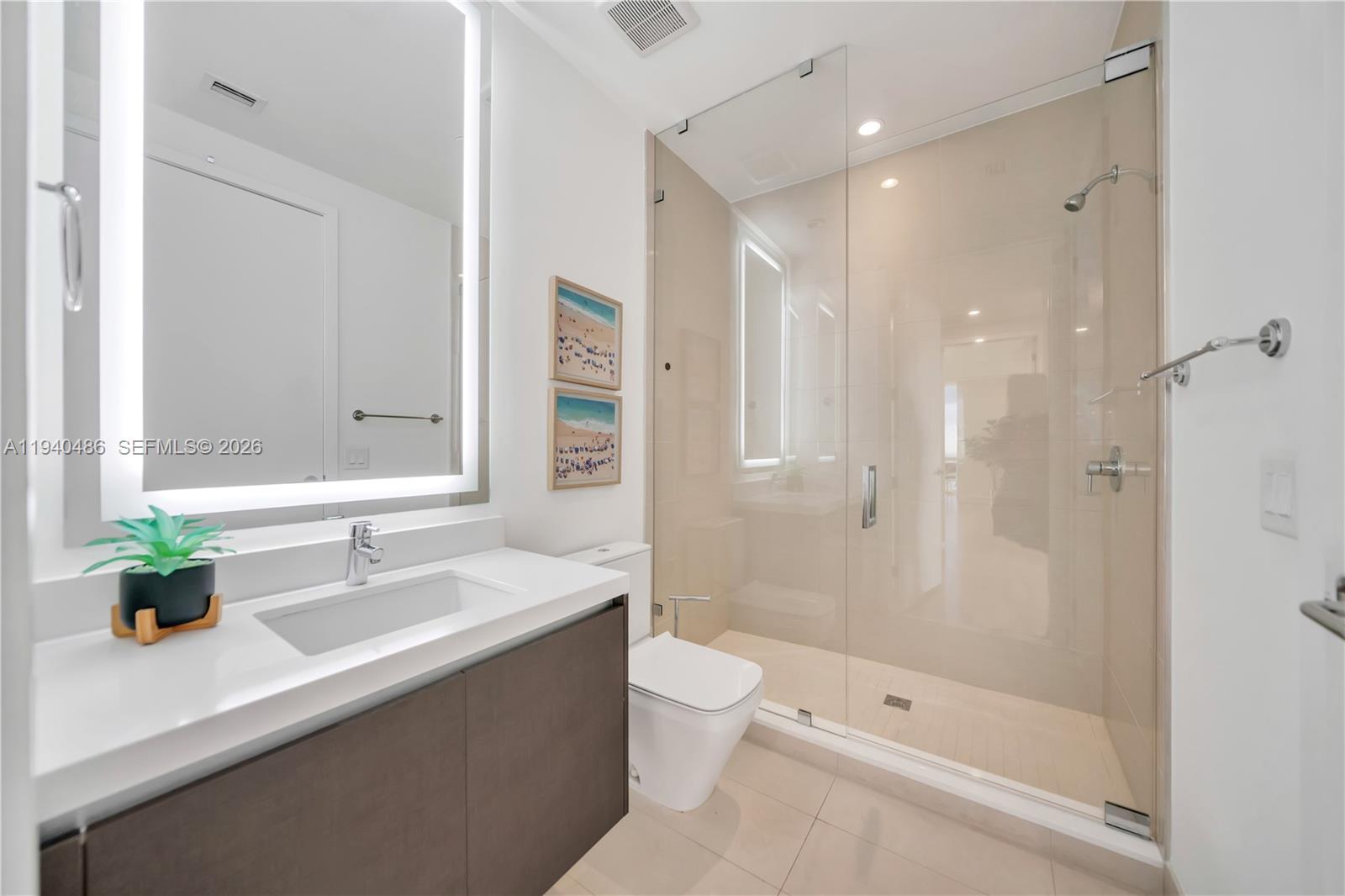 851 NE 1st Avenue #Penthouse 4612, Miami FL 33132