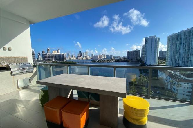 3300 NE 188th St #LPH11, Aventura FL 33180