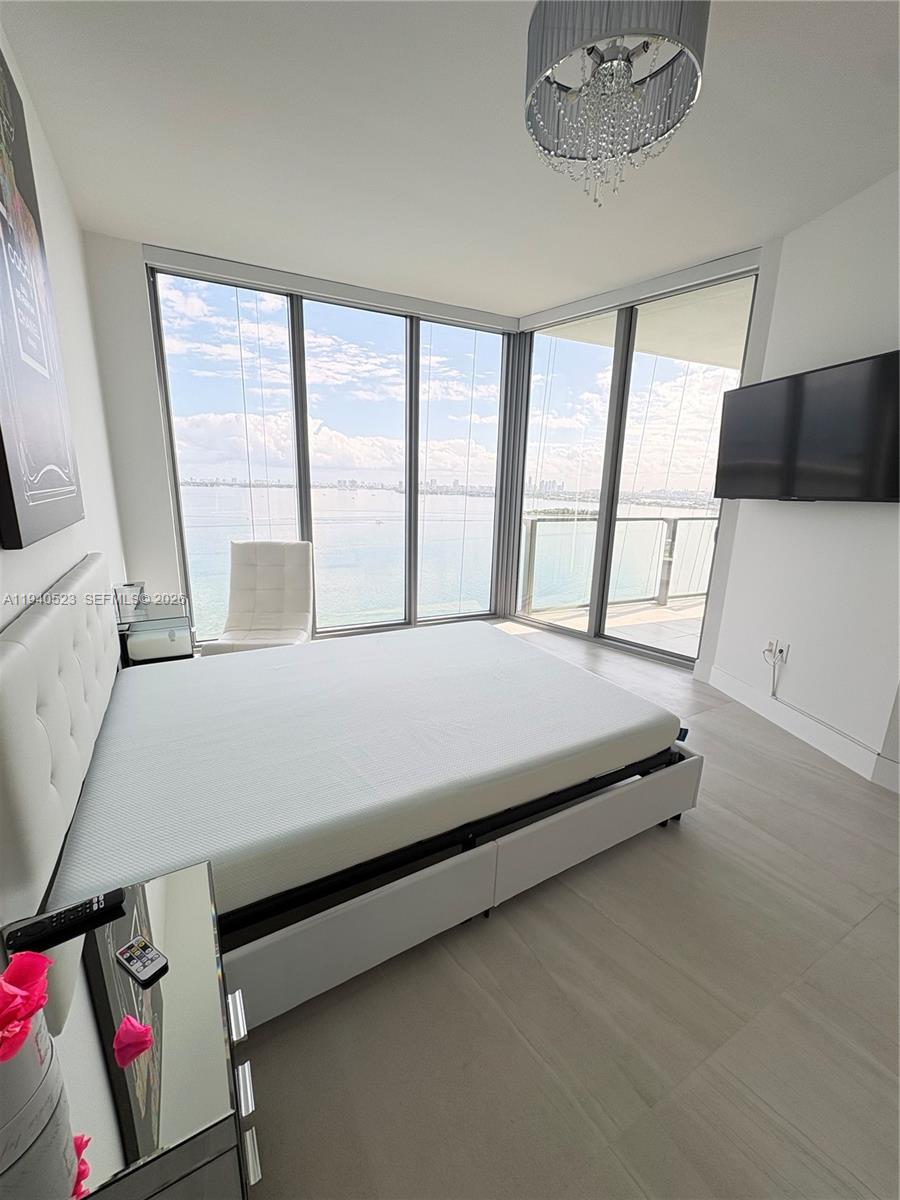 2900 NE 7th Ave #1905, Miami FL 33137