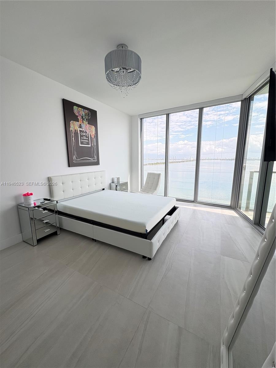 2900 NE 7th Ave #1905, Miami FL 33137