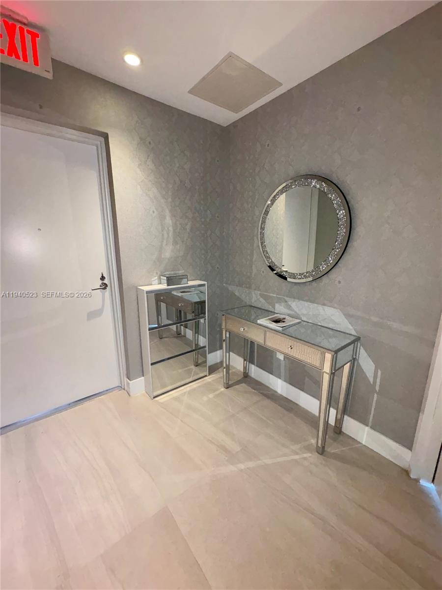 2900 NE 7th Ave #1905, Miami FL 33137