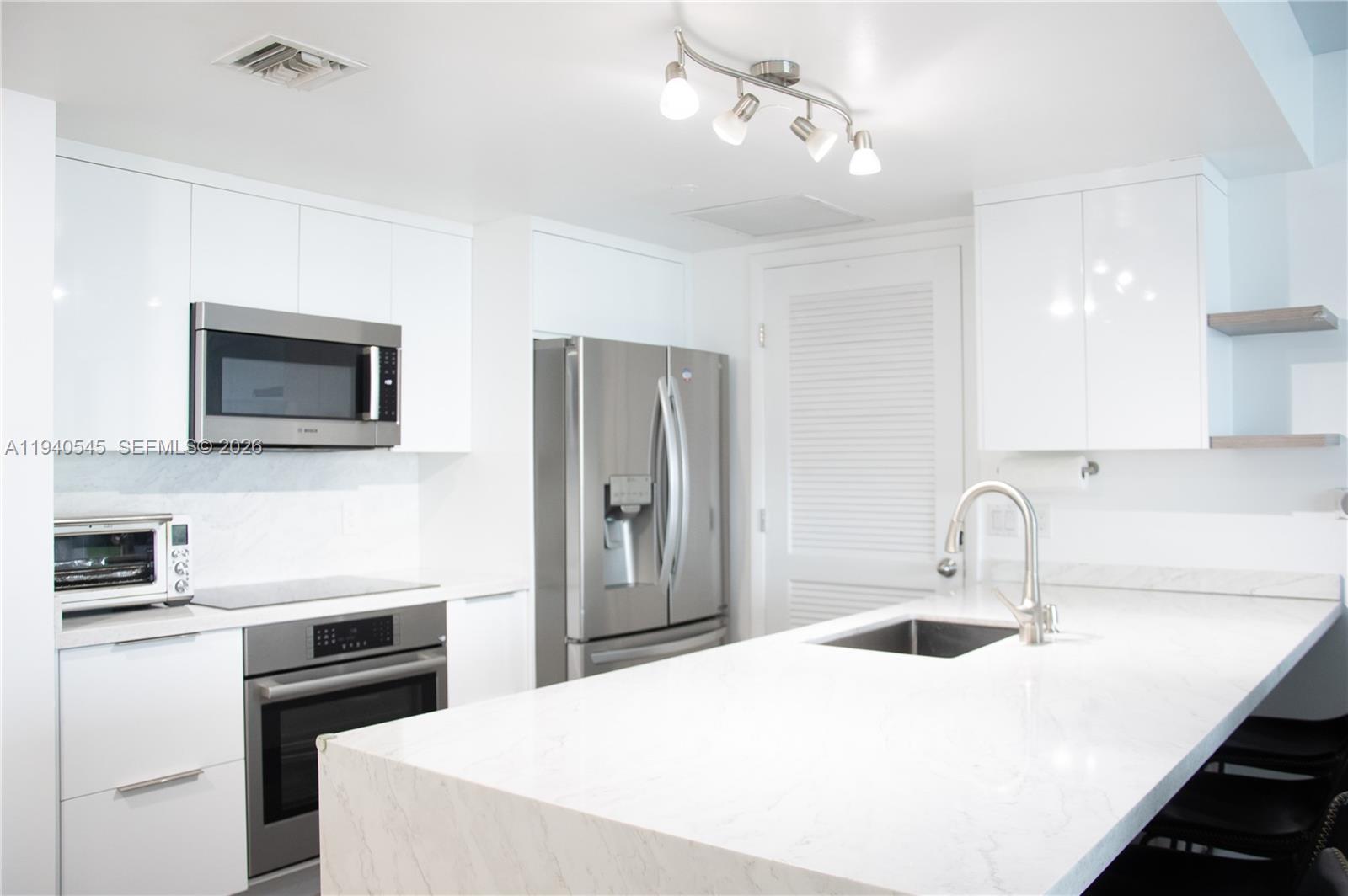50 Biscayne Blvd #4908, Miami FL 33132
