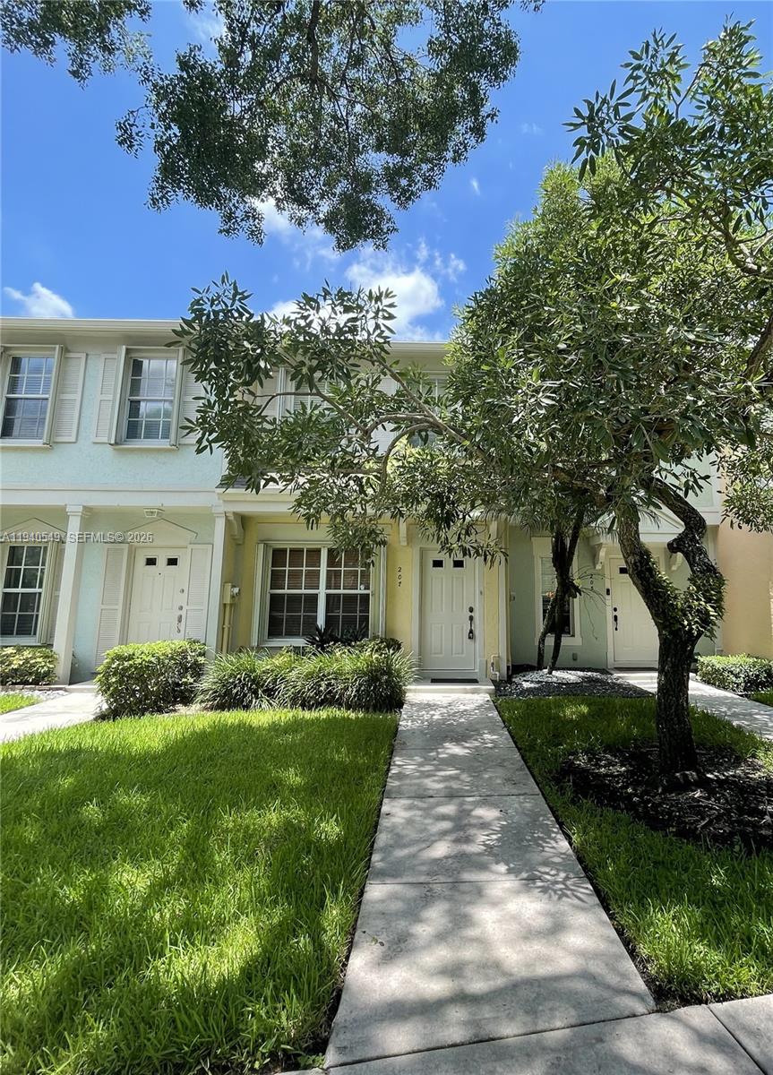 207 Mallory Ct #207, Weston FL 33326