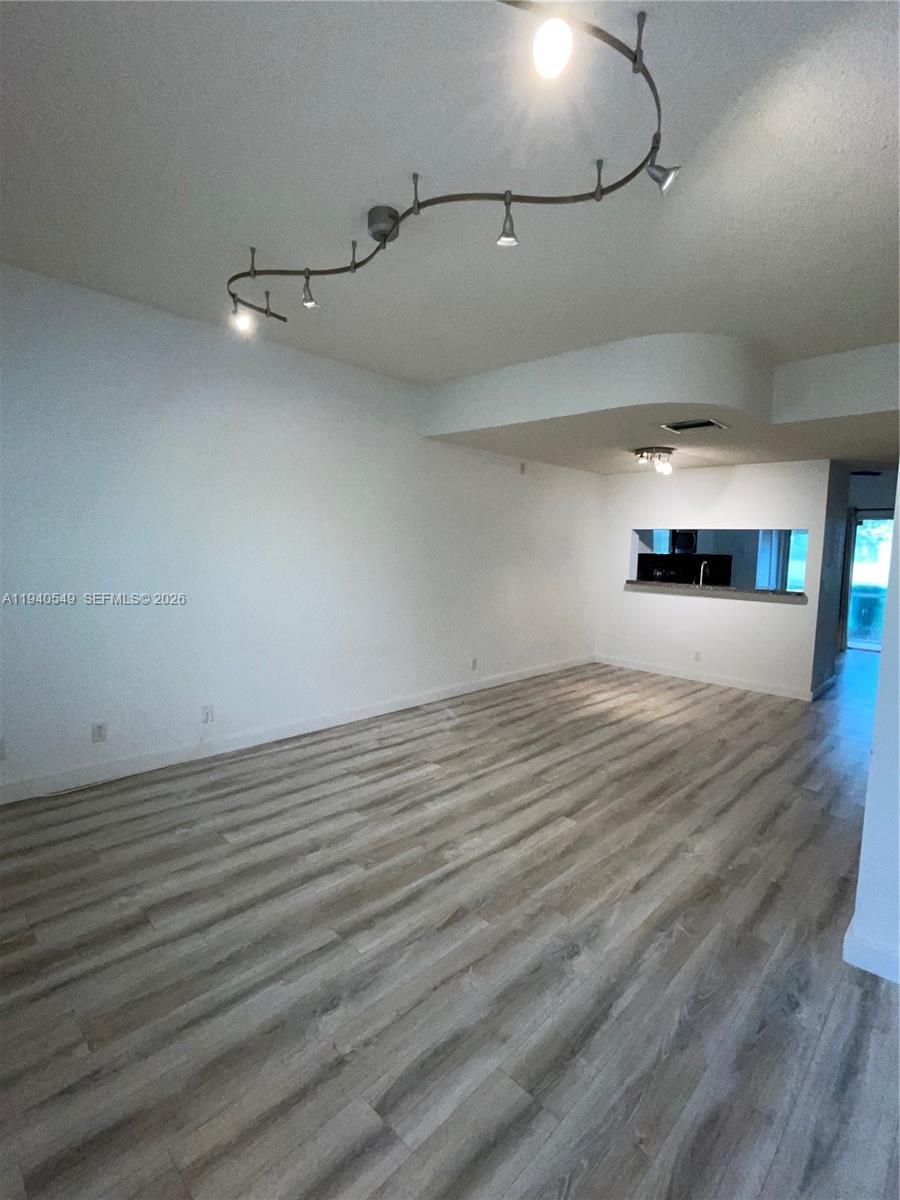 207 Mallory Ct #207, Weston FL 33326