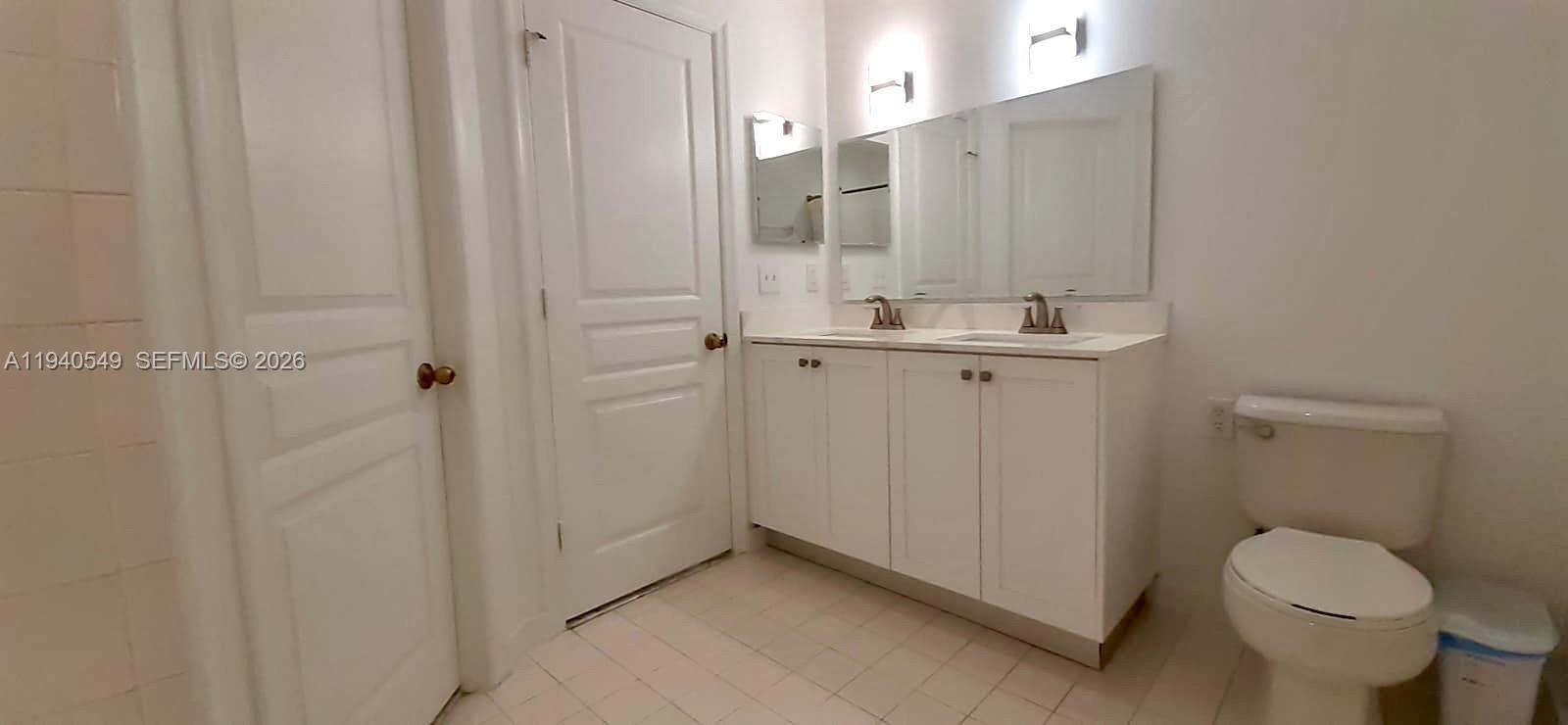 207 Mallory Ct #207, Weston FL 33326