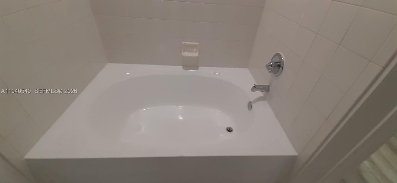 207 Mallory Ct #207, Weston FL 33326