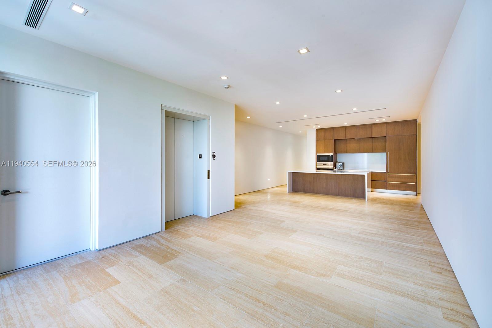 311 Meridian Ave #302, Miami Beach FL 33139