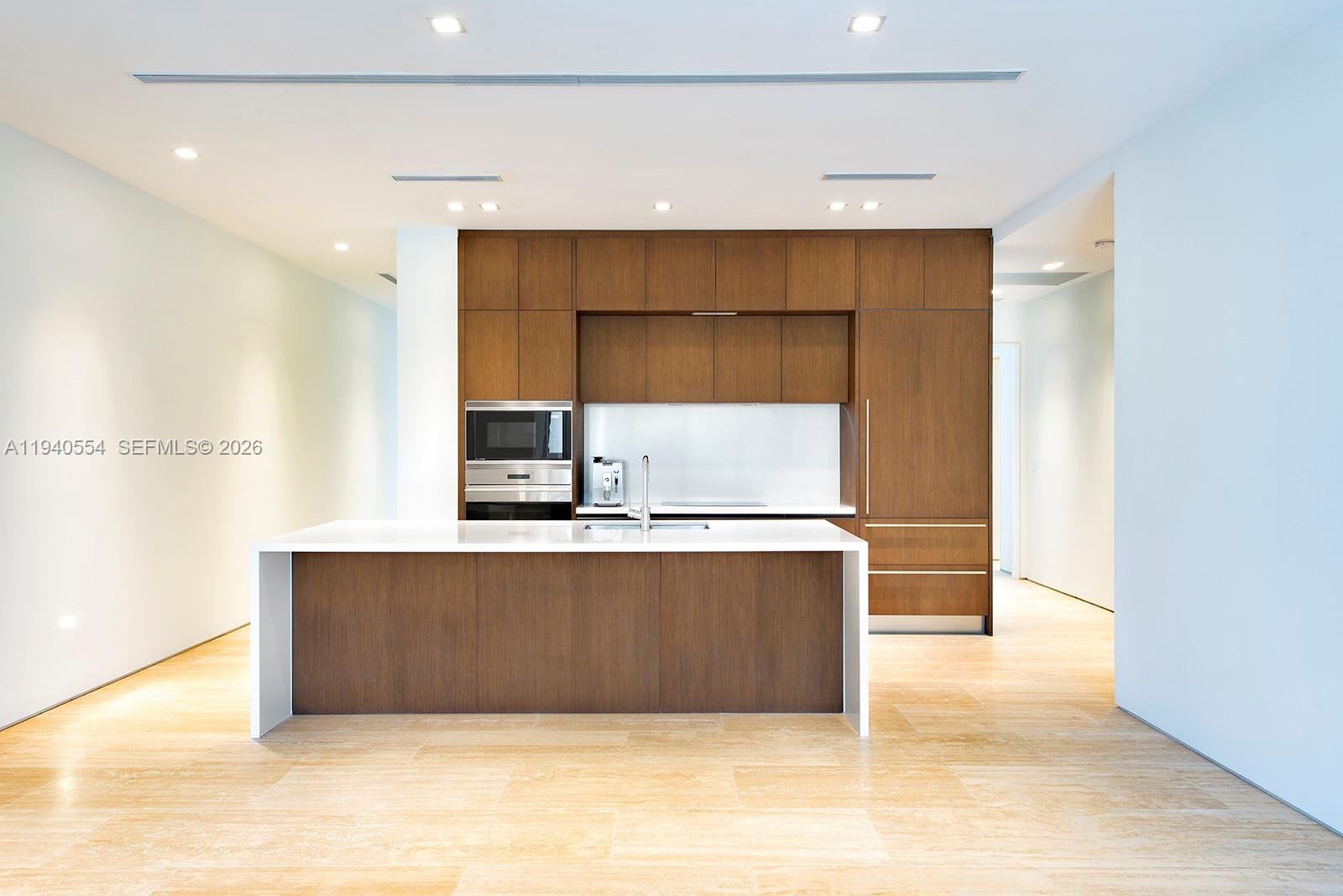 311 Meridian Ave #302, Miami Beach FL 33139