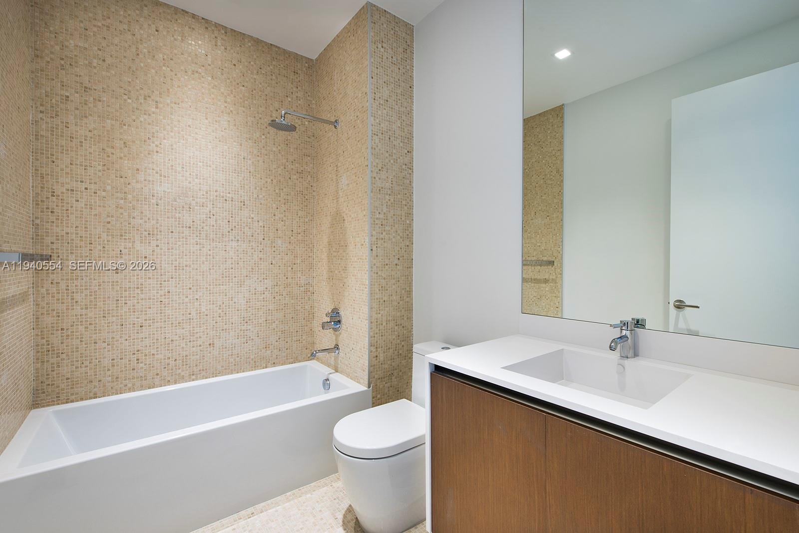 311 Meridian Ave #302, Miami Beach FL 33139