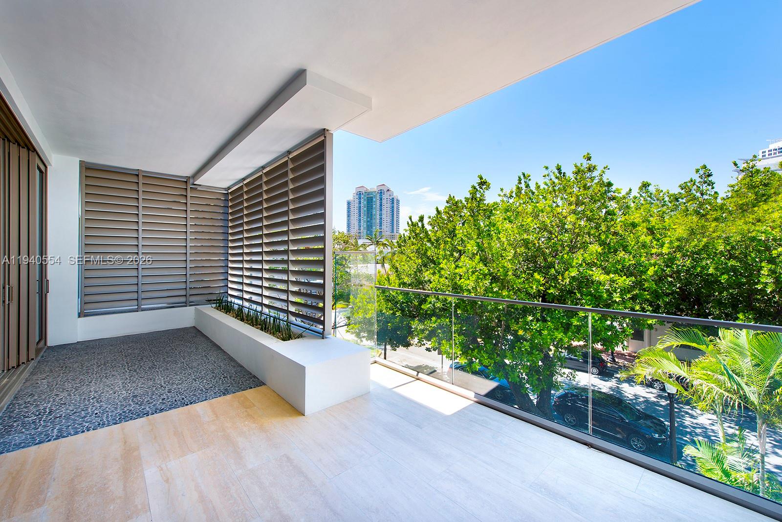 311 Meridian Ave #302, Miami Beach FL 33139