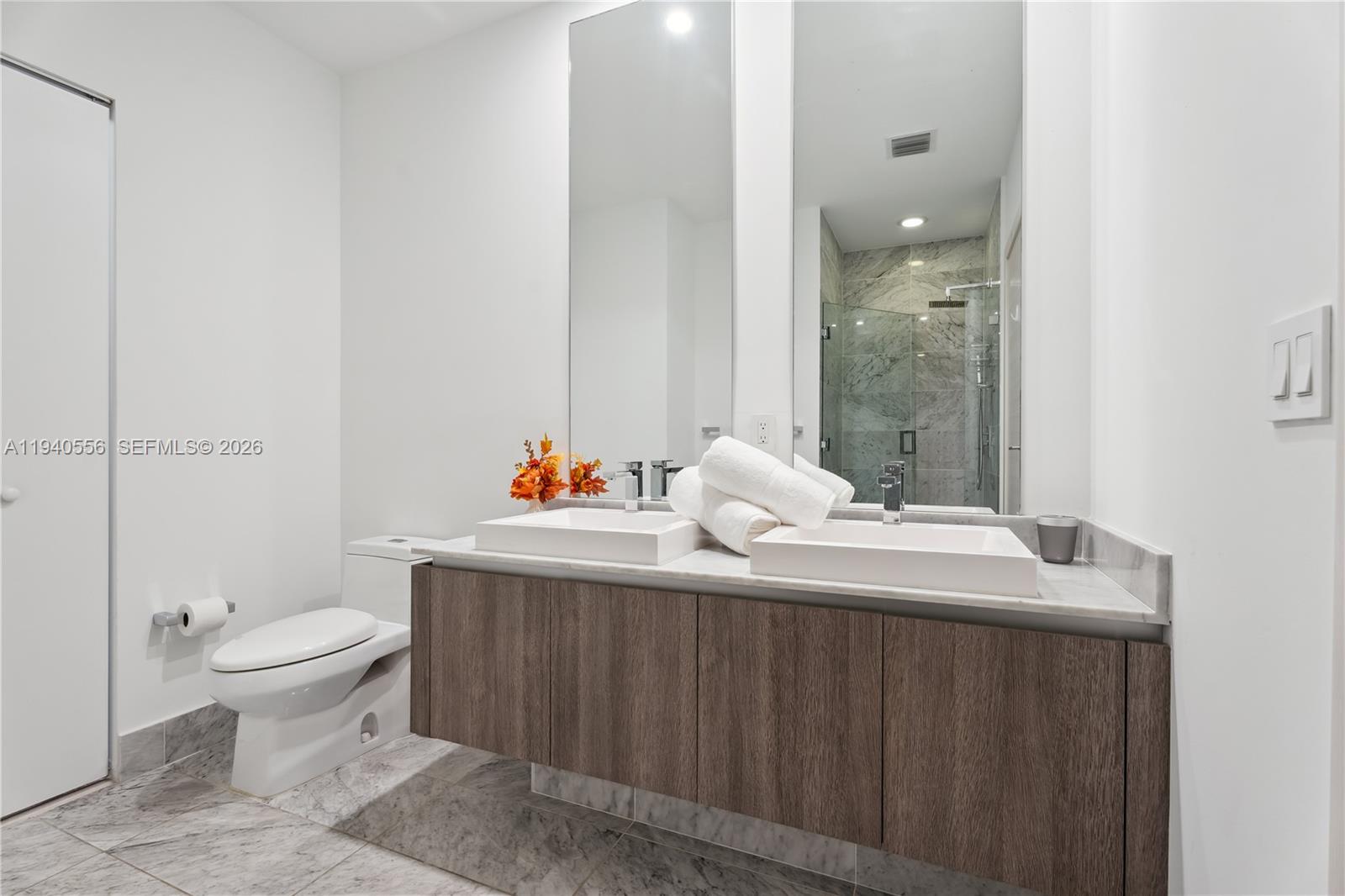 801 S Miami Ave #4803, Miami FL 33130