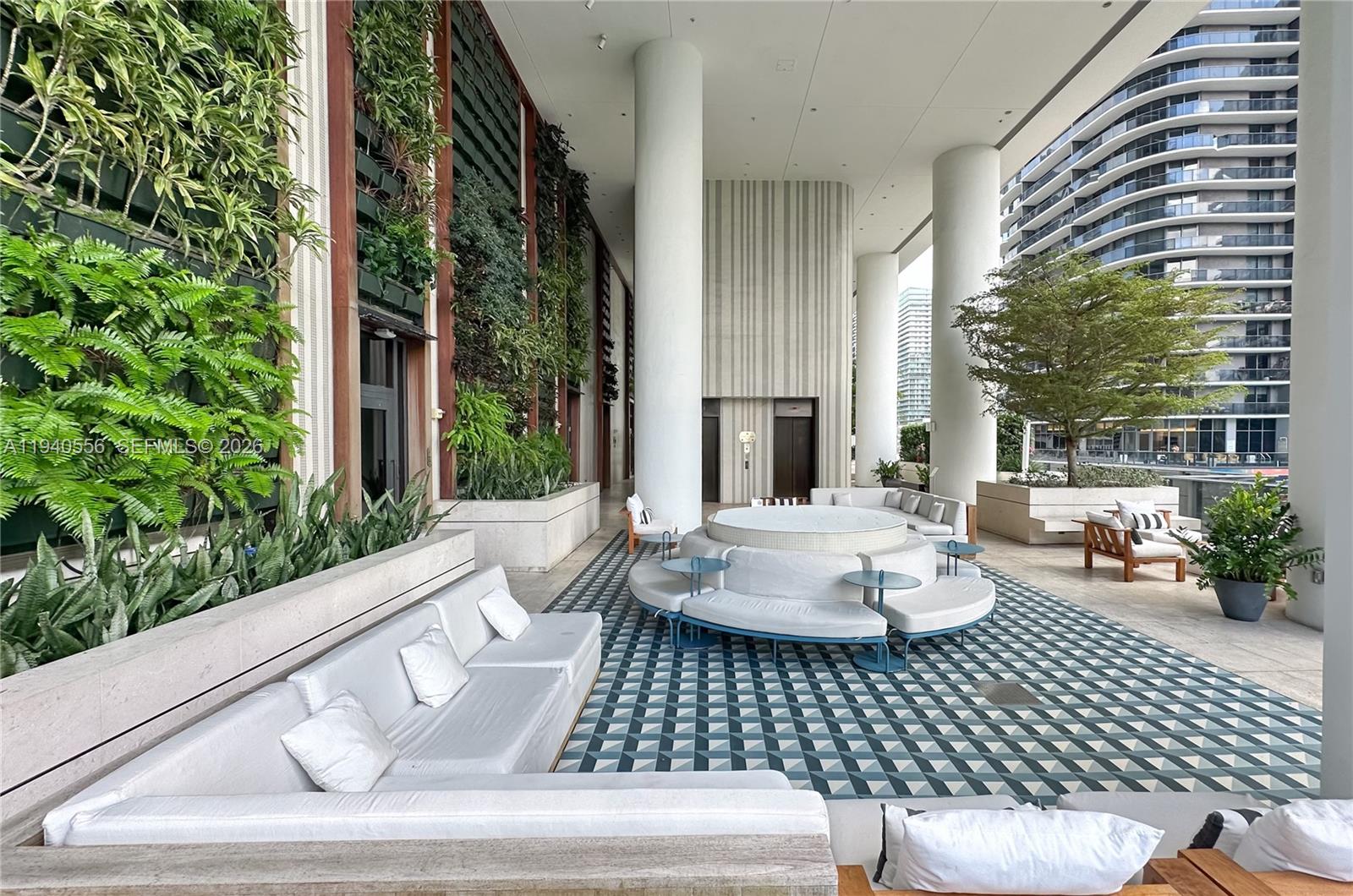 801 S Miami Ave #4803, Miami FL 33130