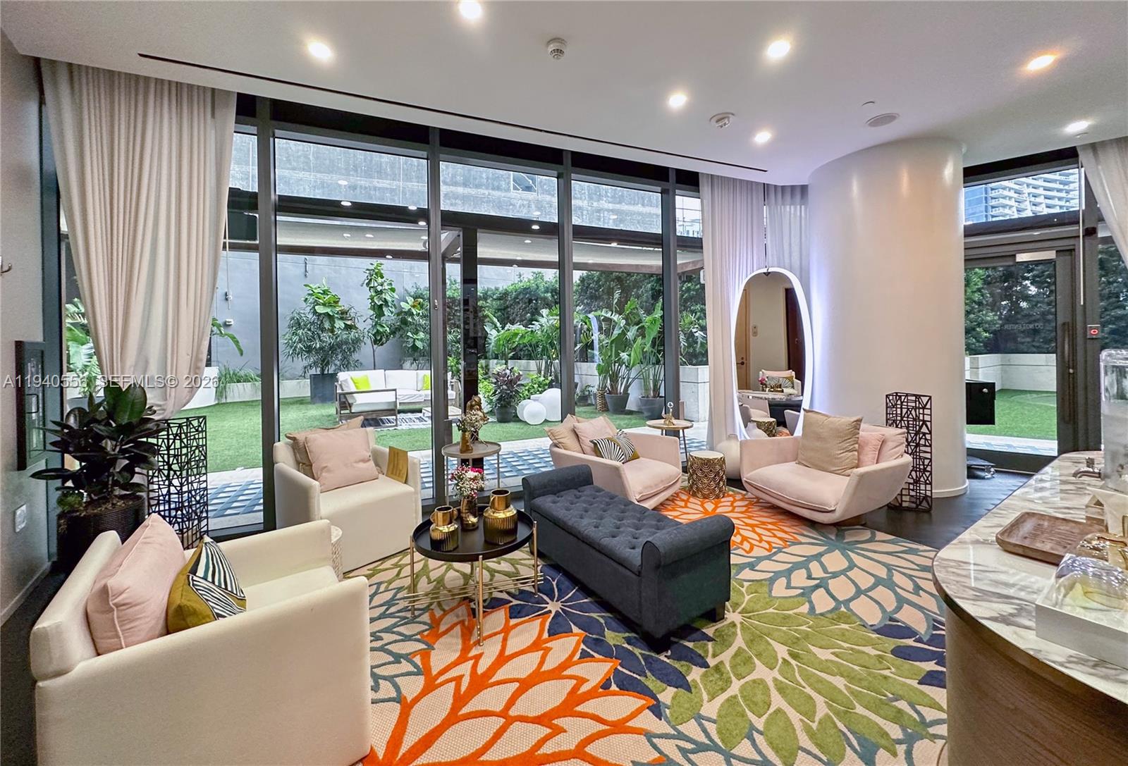 801 S Miami Ave #4803, Miami FL 33130
