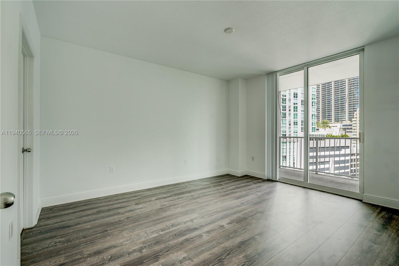 1250 S Miami Ave #1310, Miami FL 33130