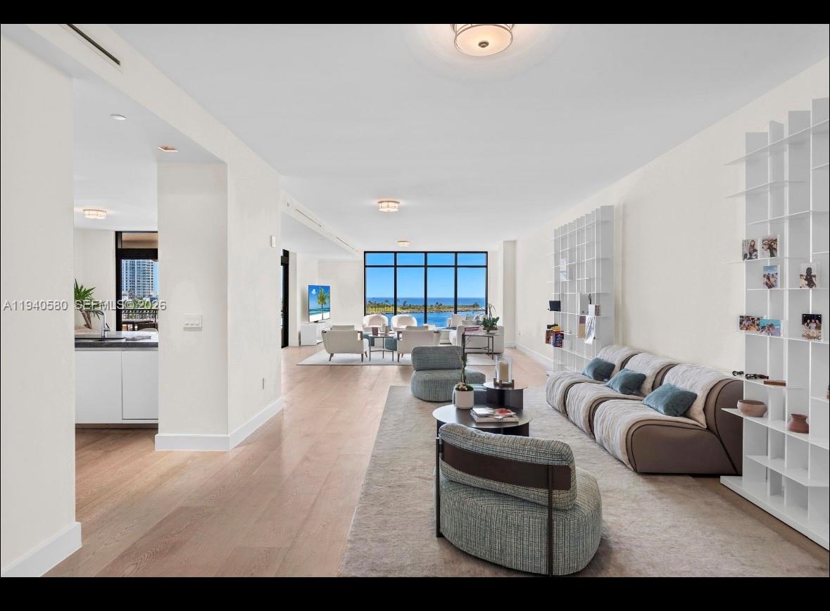 7055 Fisher Island Dr #7055, Miami Beach FL 33109