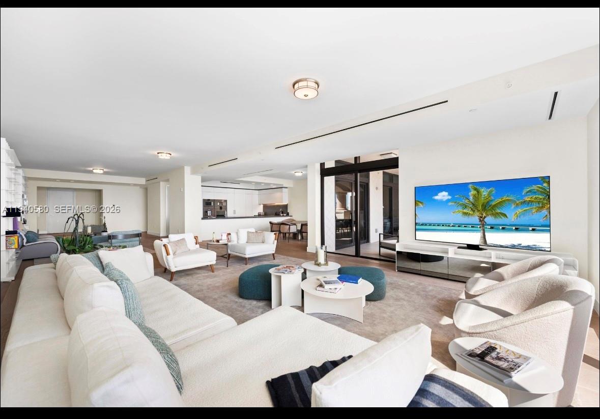 7055 Fisher Island Dr #7055, Miami Beach FL 33109