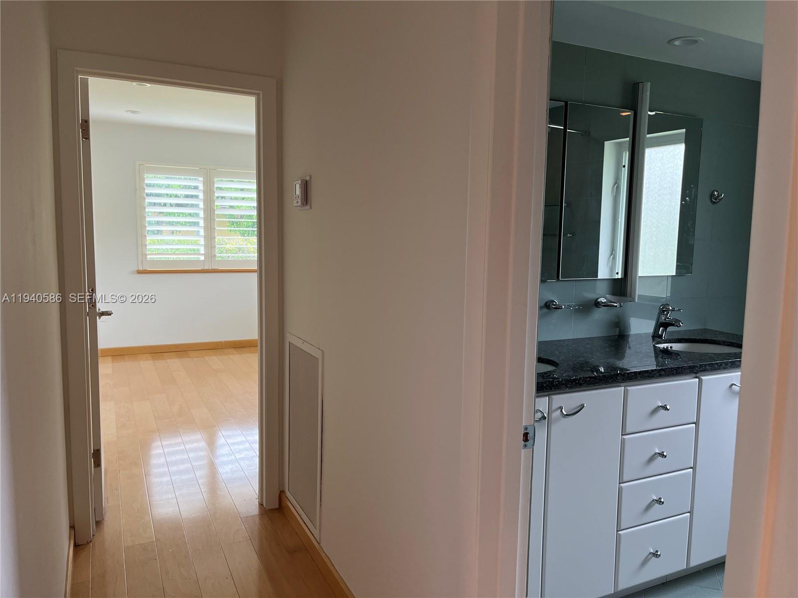 7921 SW 143rd St, Palmetto Bay FL 33158