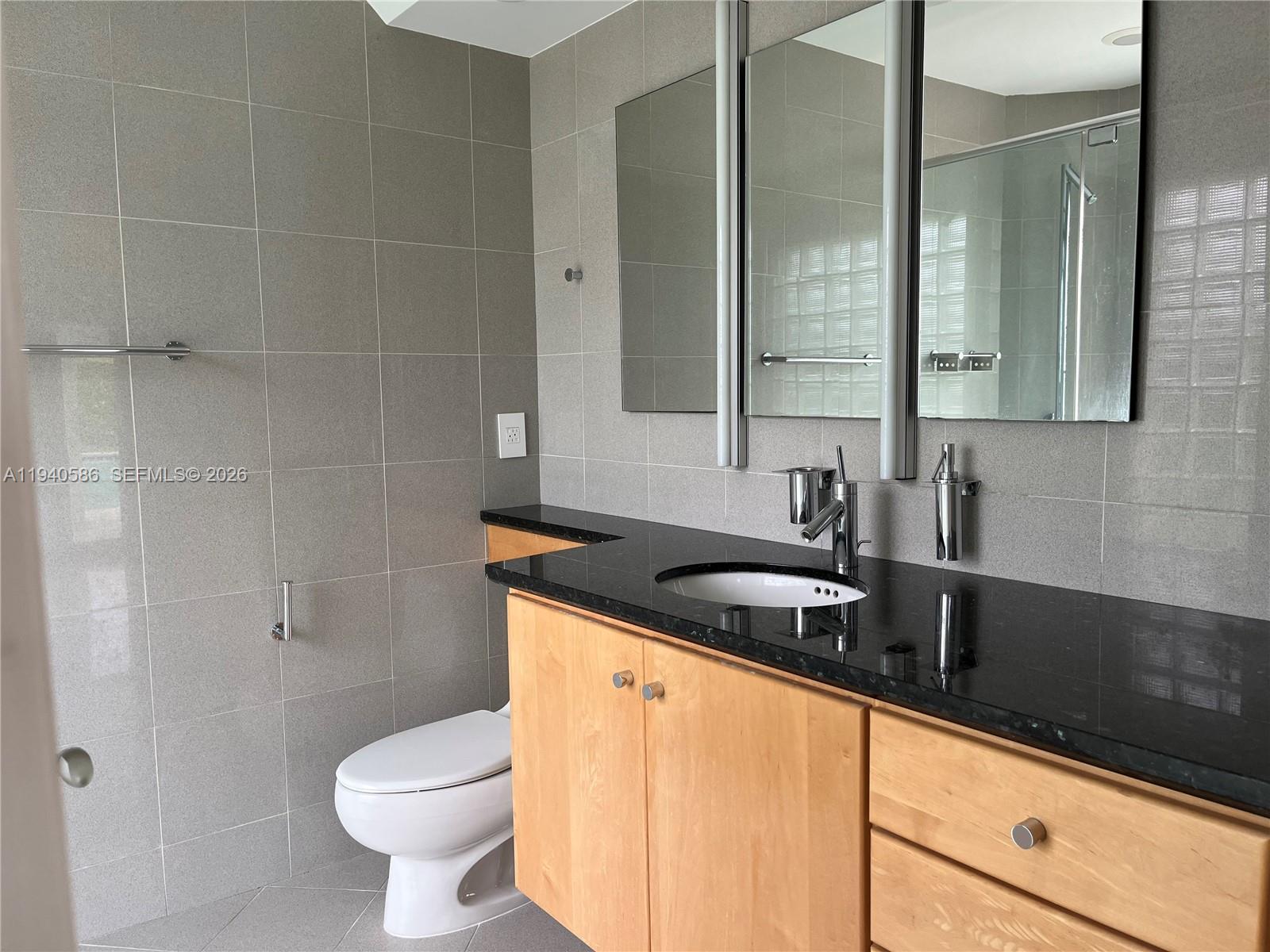 7921 SW 143rd St, Palmetto Bay FL 33158