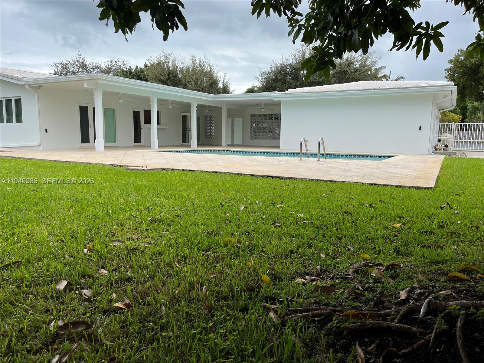 7921 SW 143rd St, Palmetto Bay FL 33158