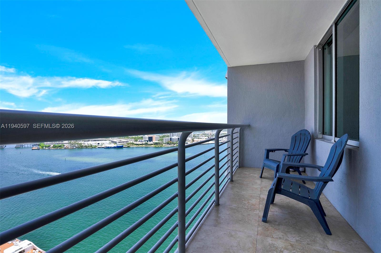 335 S Biscayne Blvd #2910, Miami FL 33131