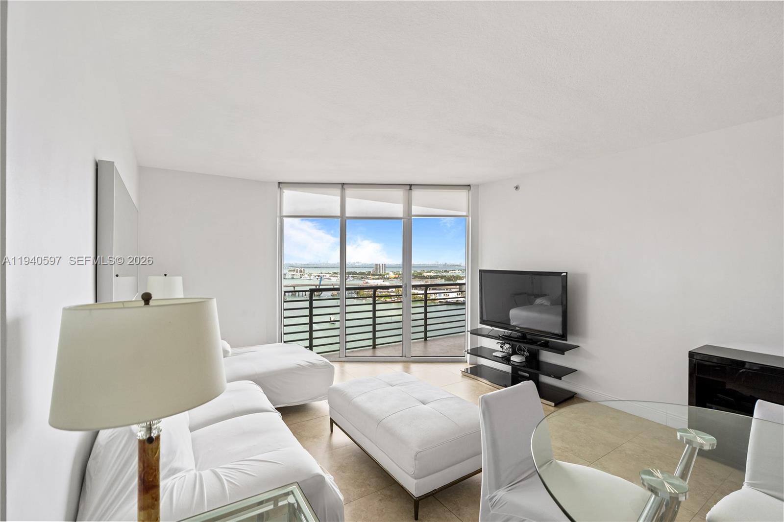 335 S Biscayne Blvd #2910, Miami FL 33131
