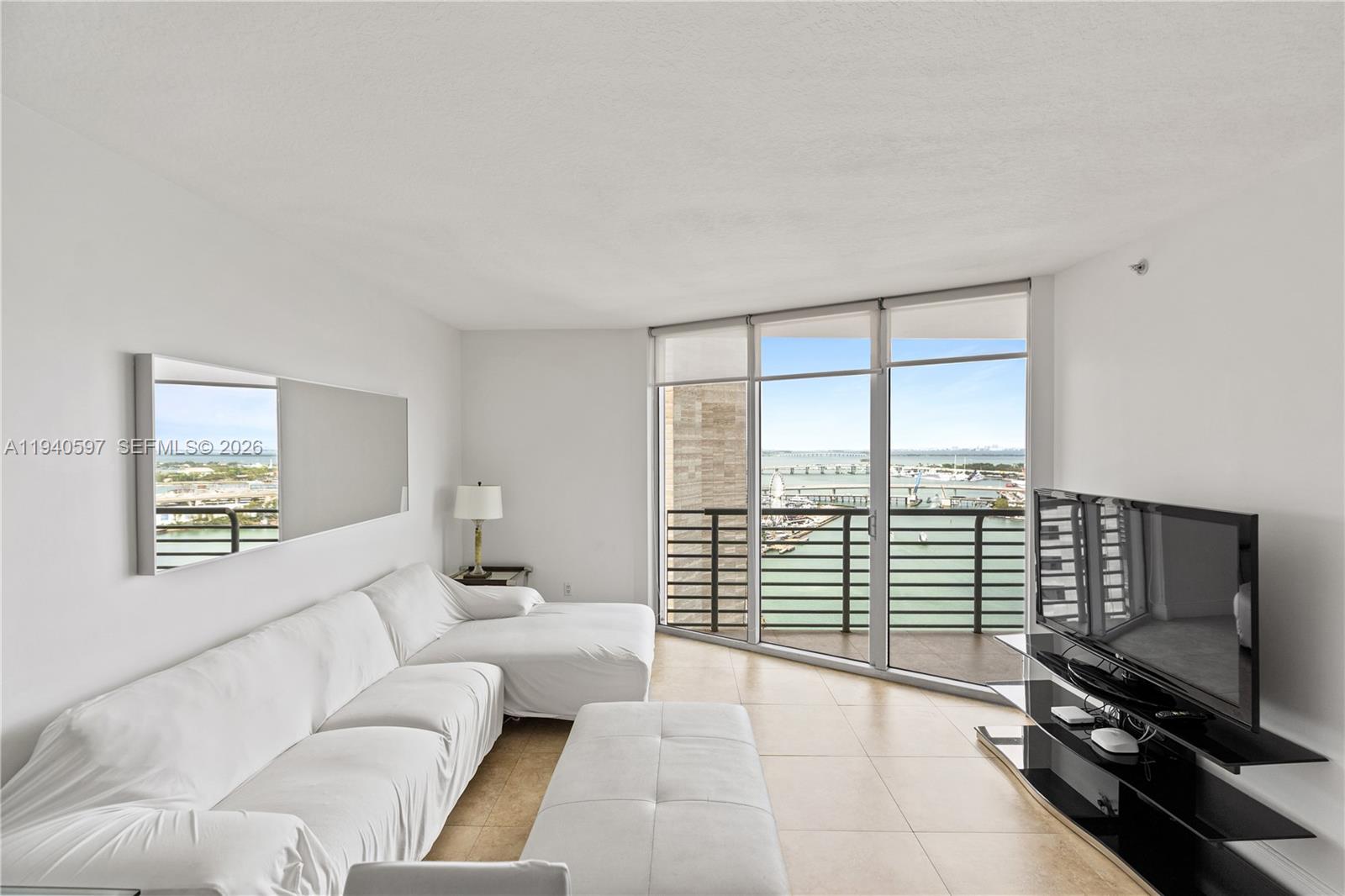 335 S Biscayne Blvd #2910, Miami FL 33131