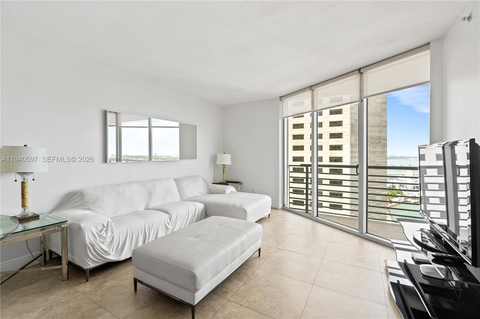 335 S Biscayne Blvd #2910, Miami FL 33131