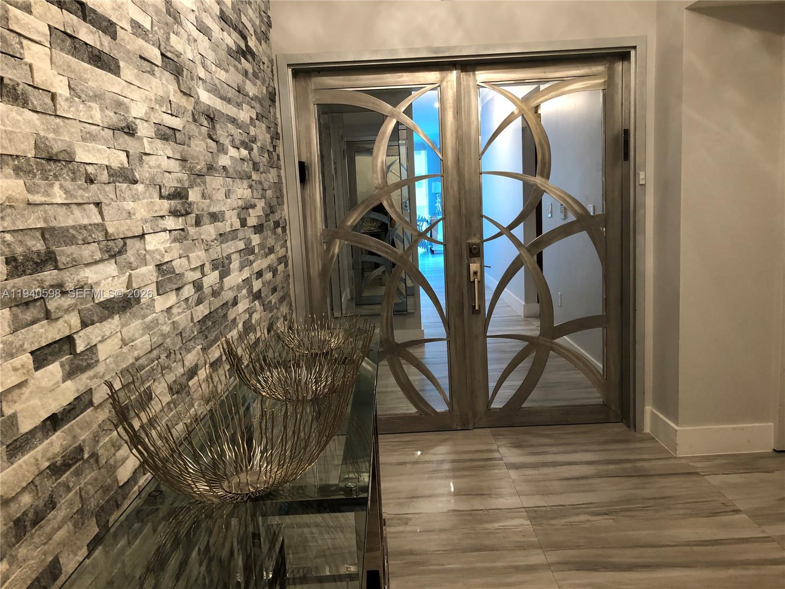 3101 S Ocean Dr #801, Hollywood FL 33019