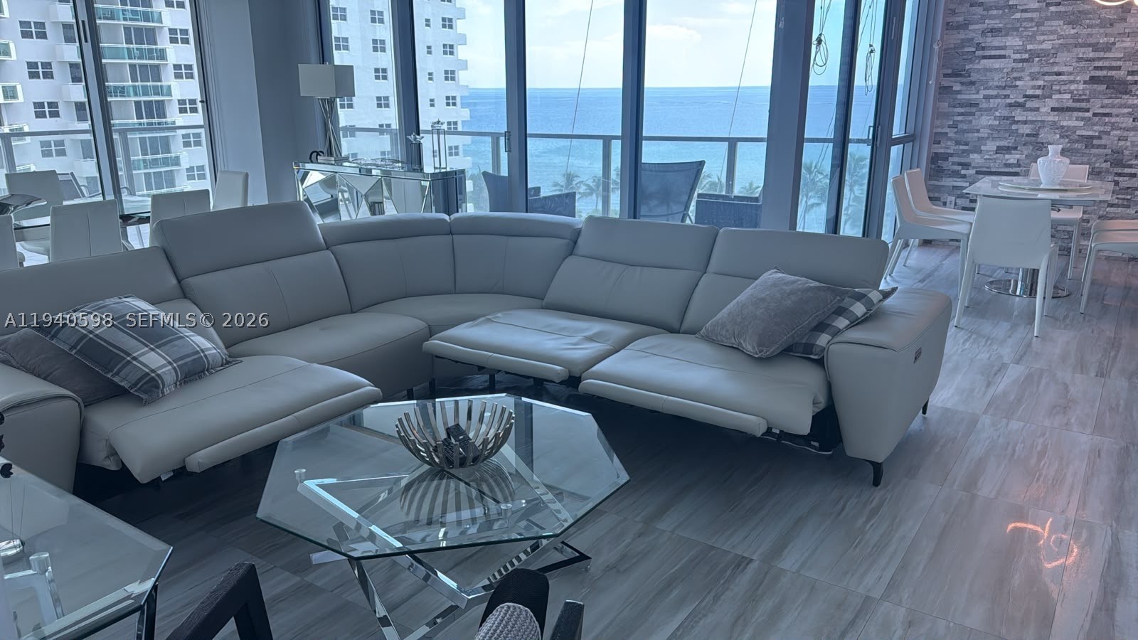 3101 S Ocean Dr #801, Hollywood FL 33019