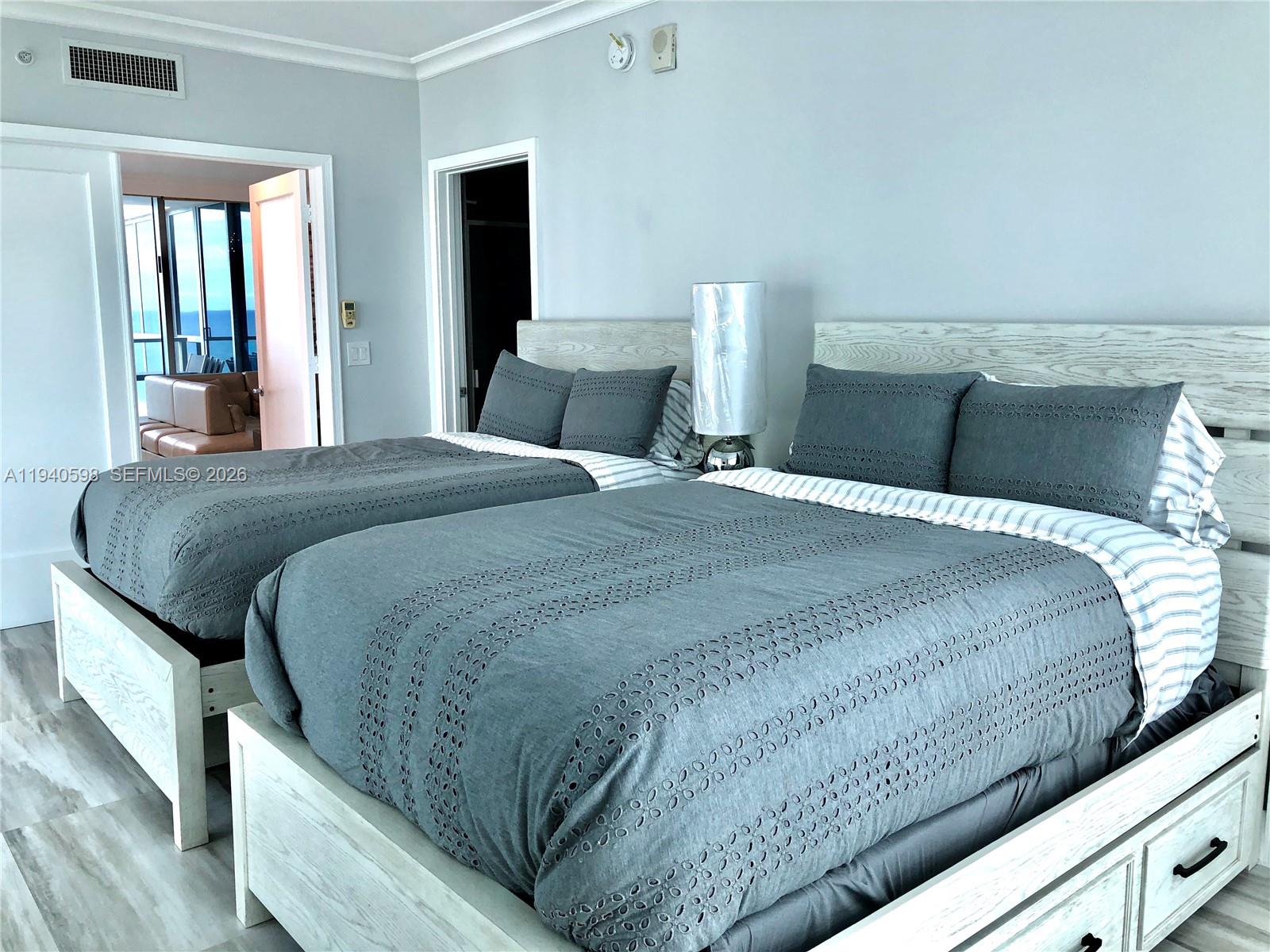 3101 S Ocean Dr #801, Hollywood FL 33019