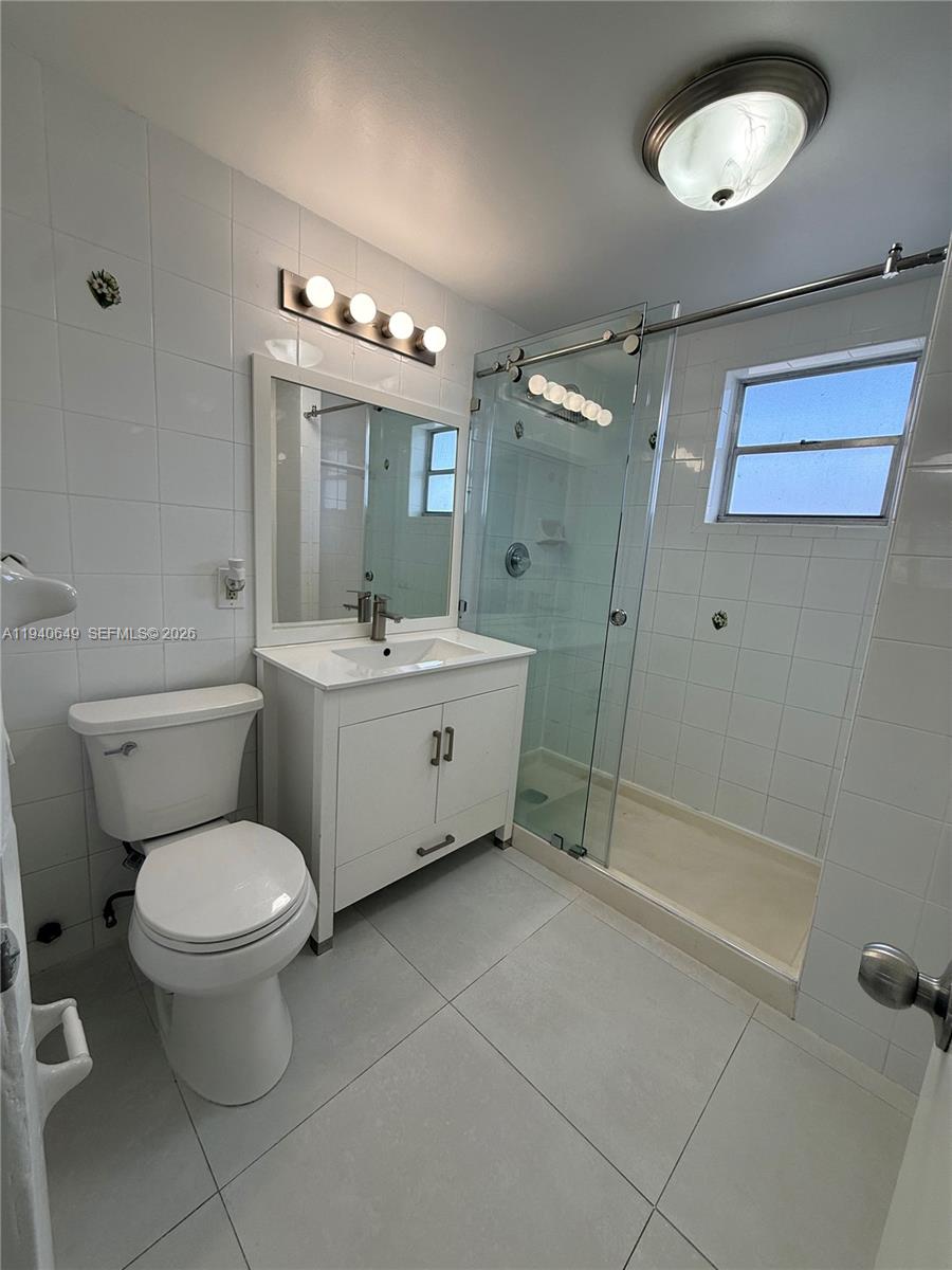 20 SW 108th Ave #7-F, Sweetwater FL 33174
