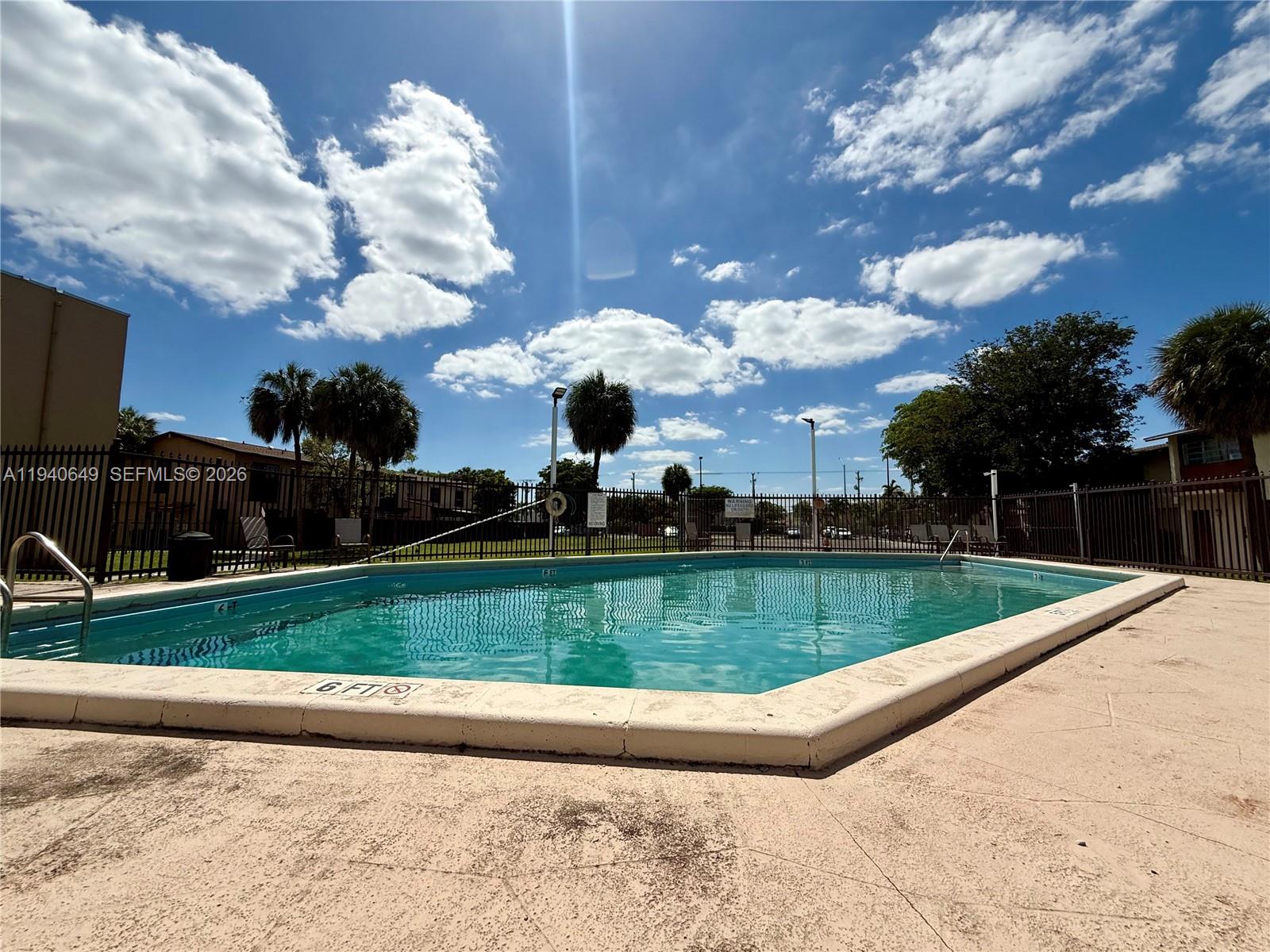 20 SW 108th Ave #7-F, Sweetwater FL 33174